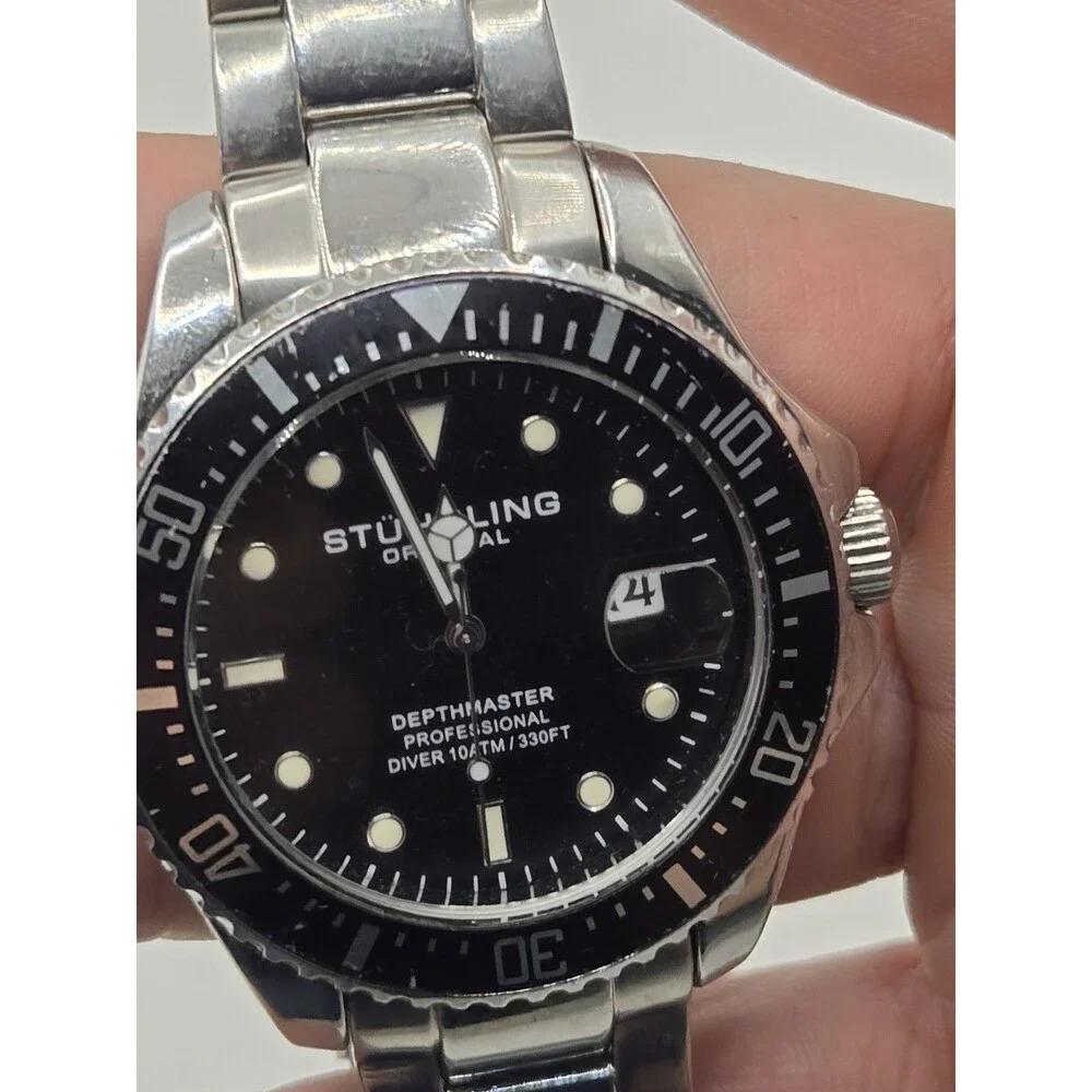 Stuhrling Original Depthmaster Quartz 43mm 100m Black Dial Date Watch. 7